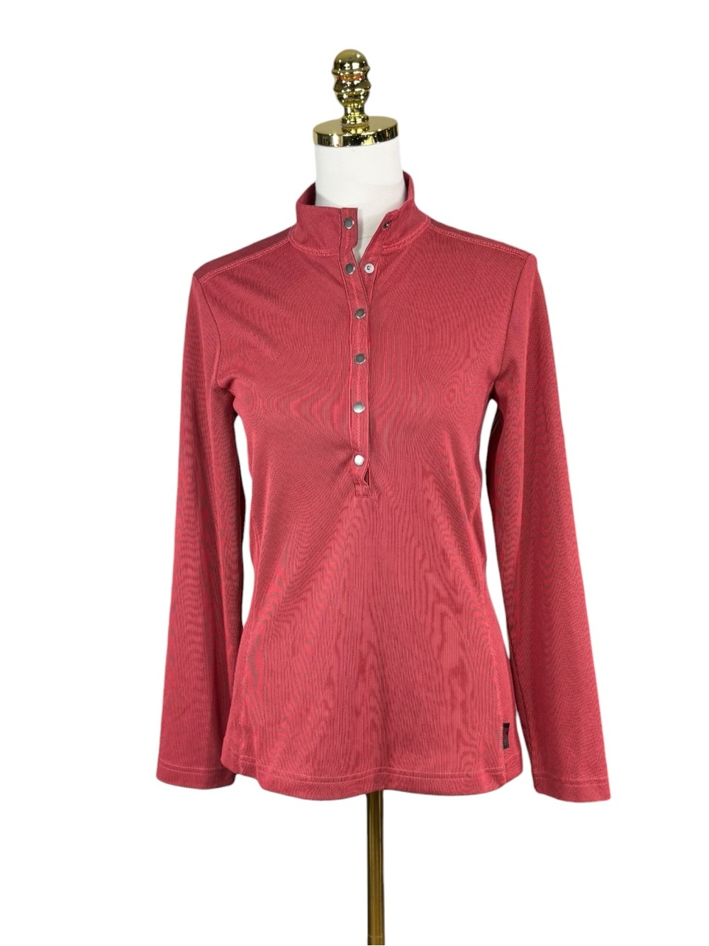 Woman’s Woolrich lightweight snap neck long sleeve layered top size XS